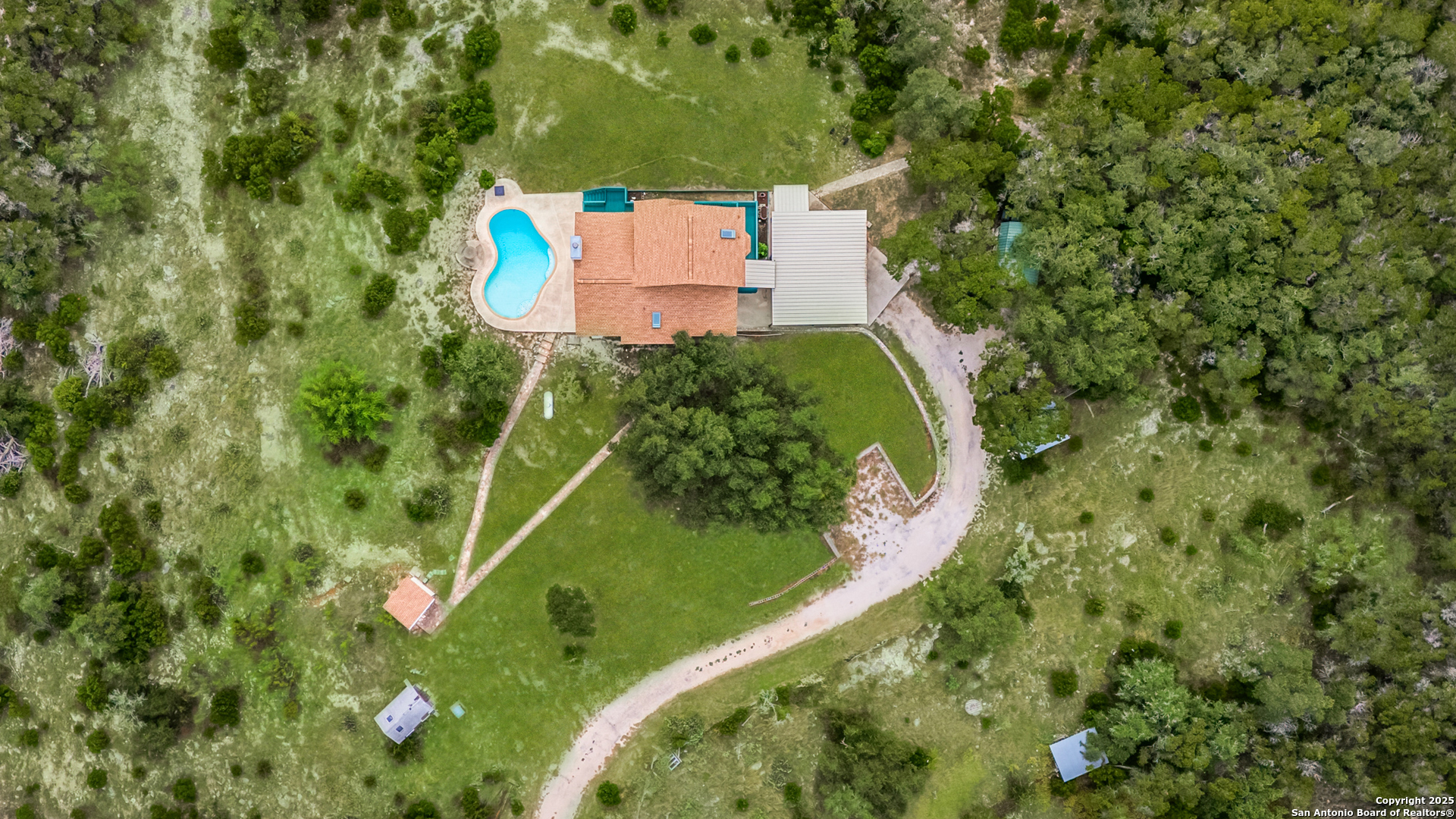 main property photo 49