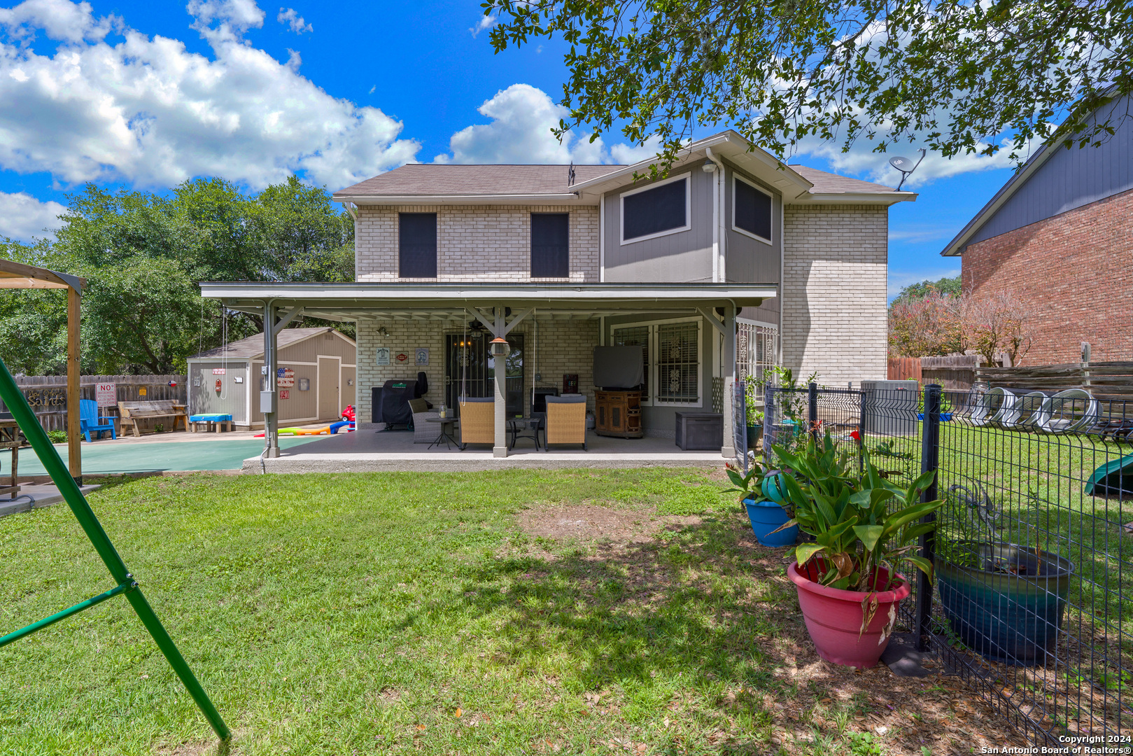 main property photo 14