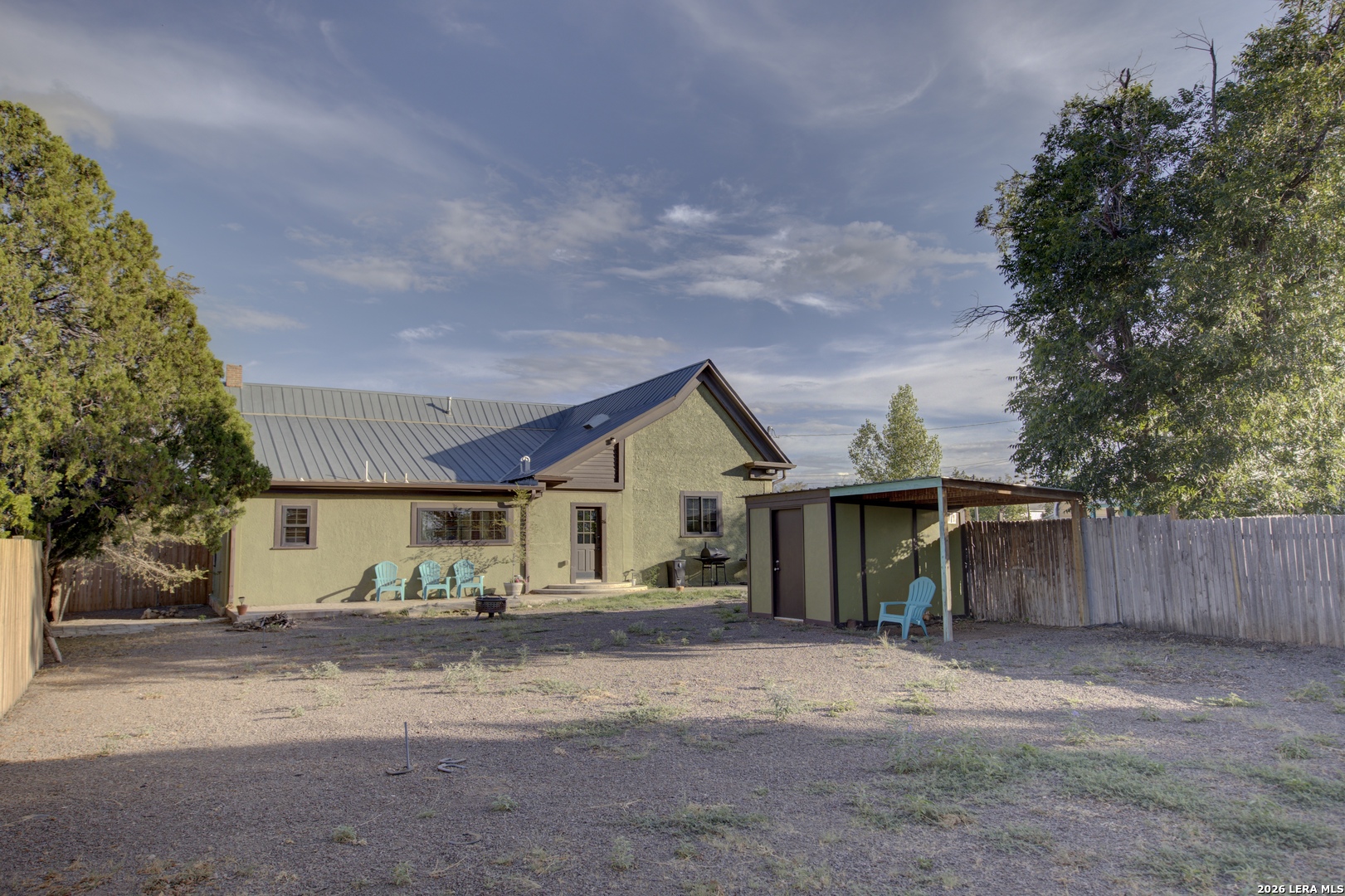 main property photo 37