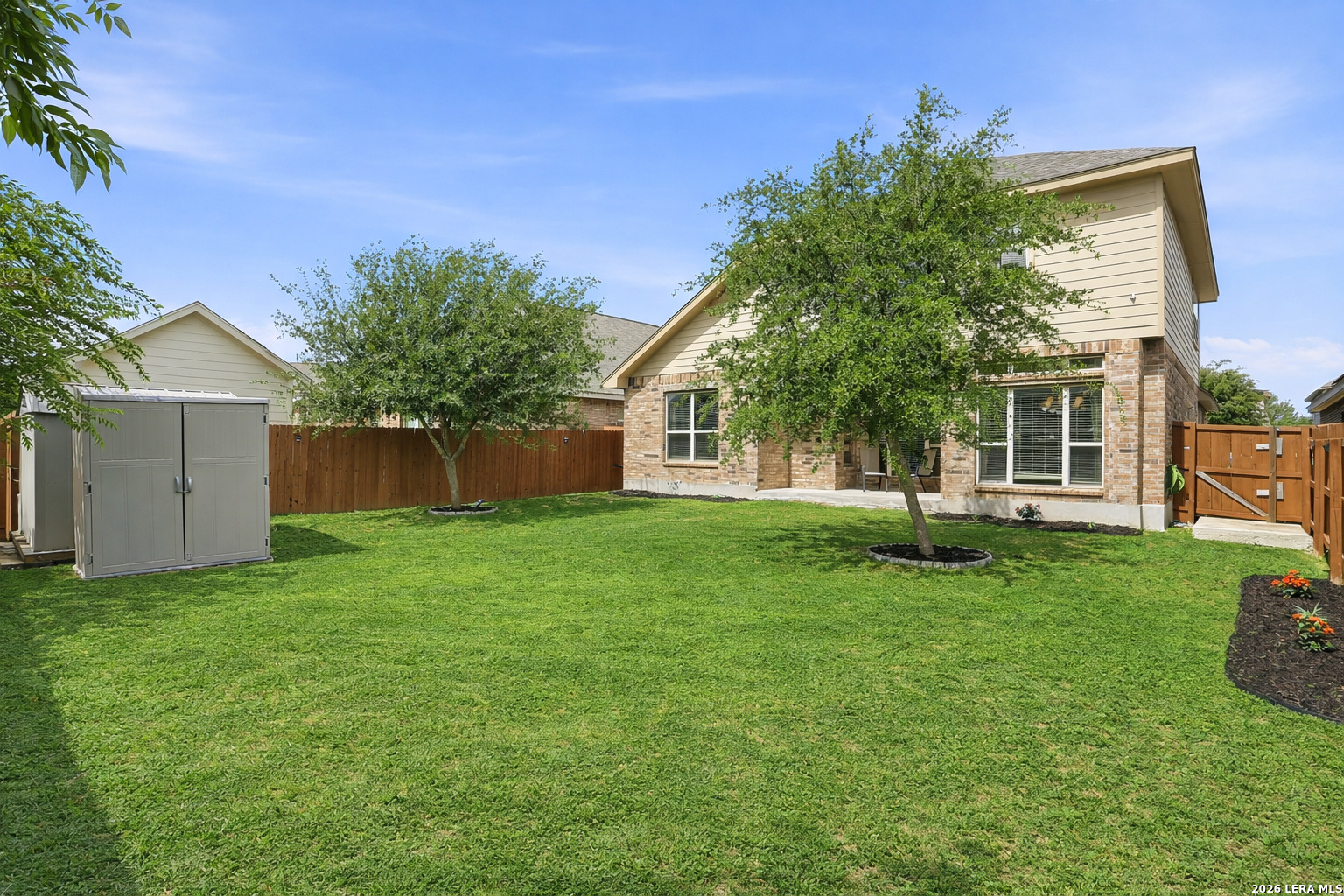 main property photo 27