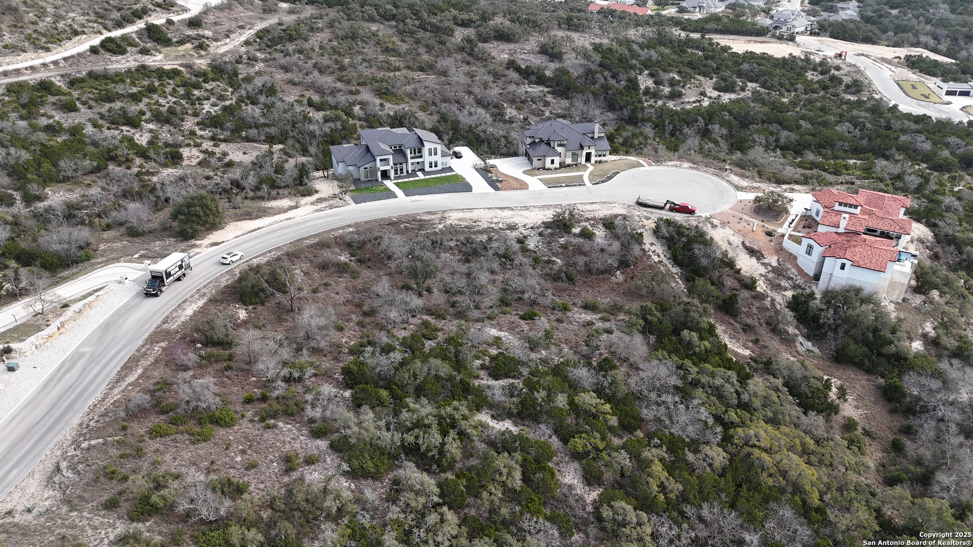 main property photo 38
