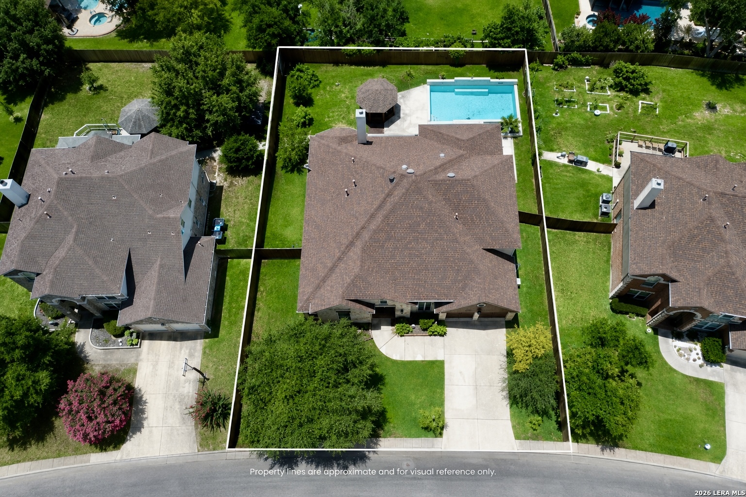 main property photo 36