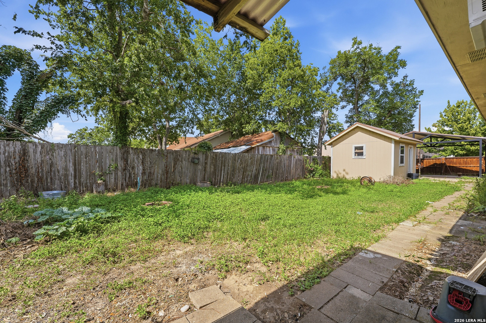 main property photo 37