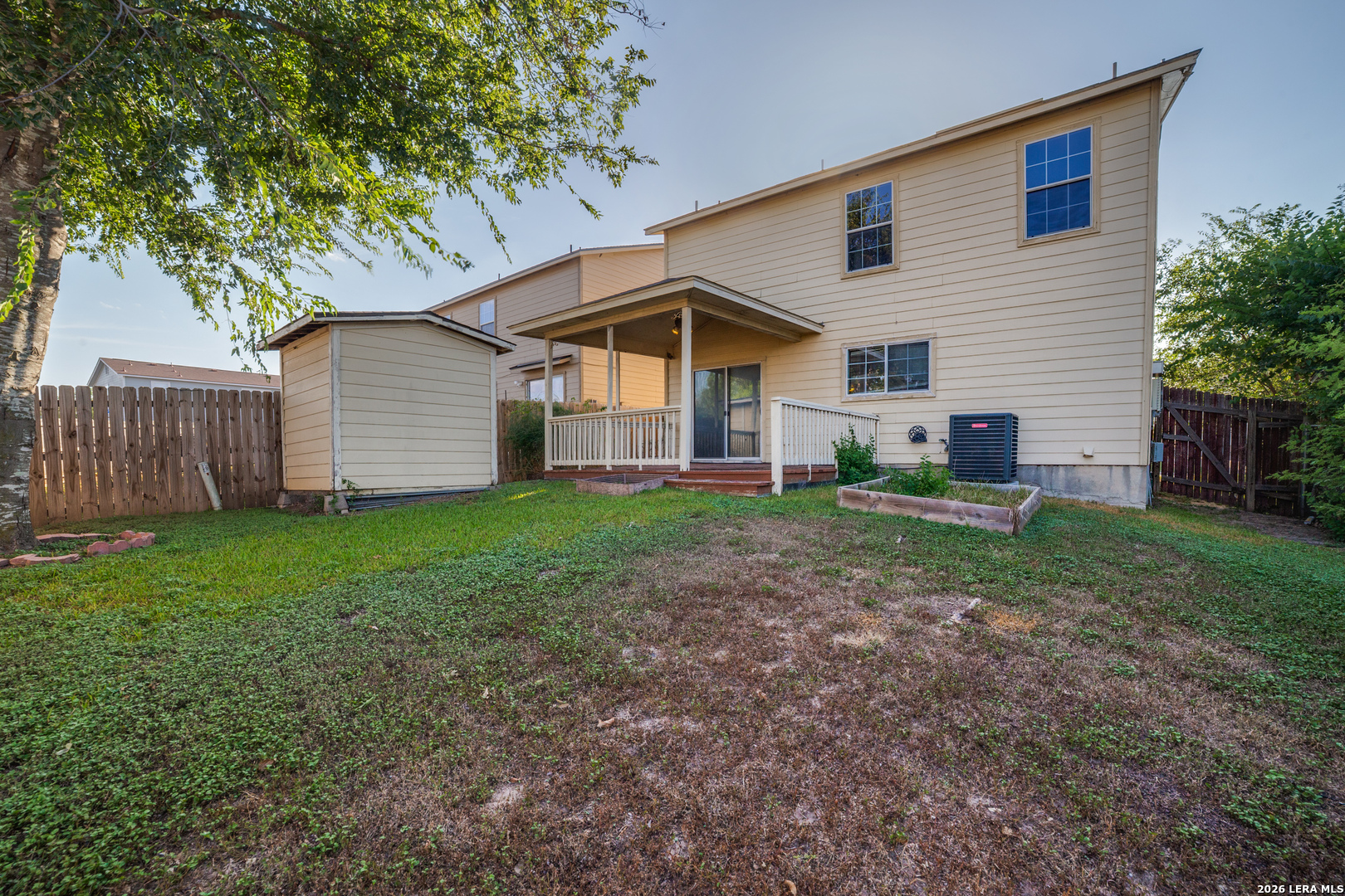 main property photo 20