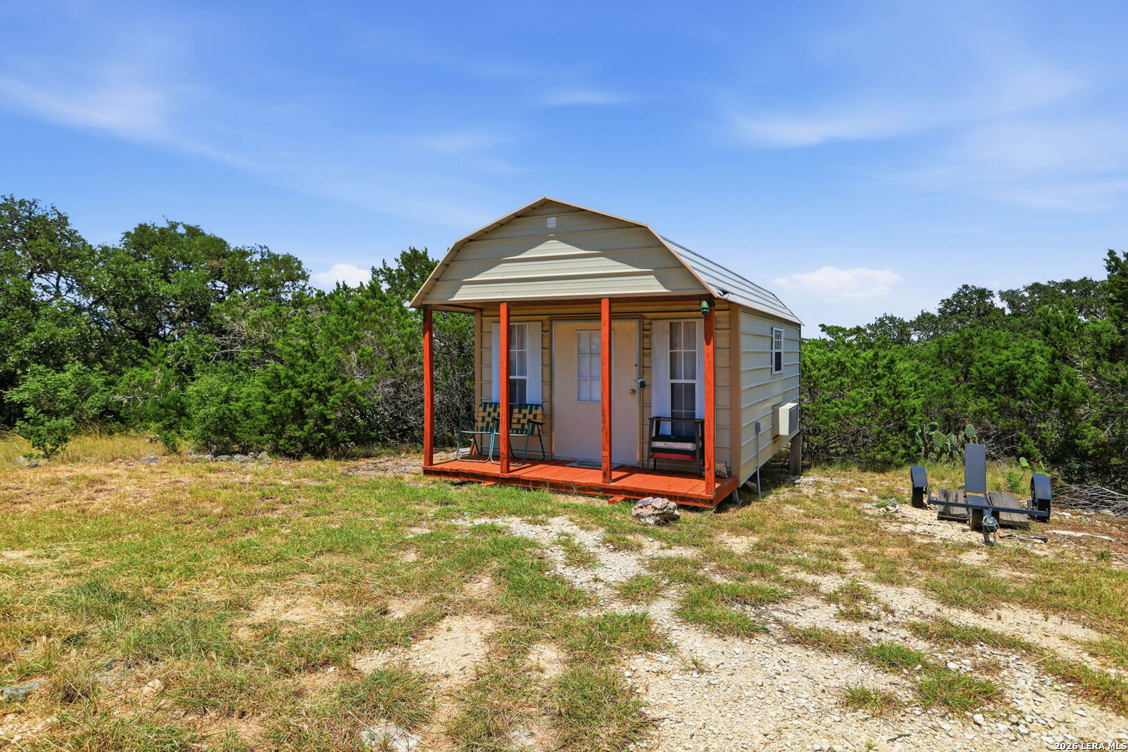main property photo 26