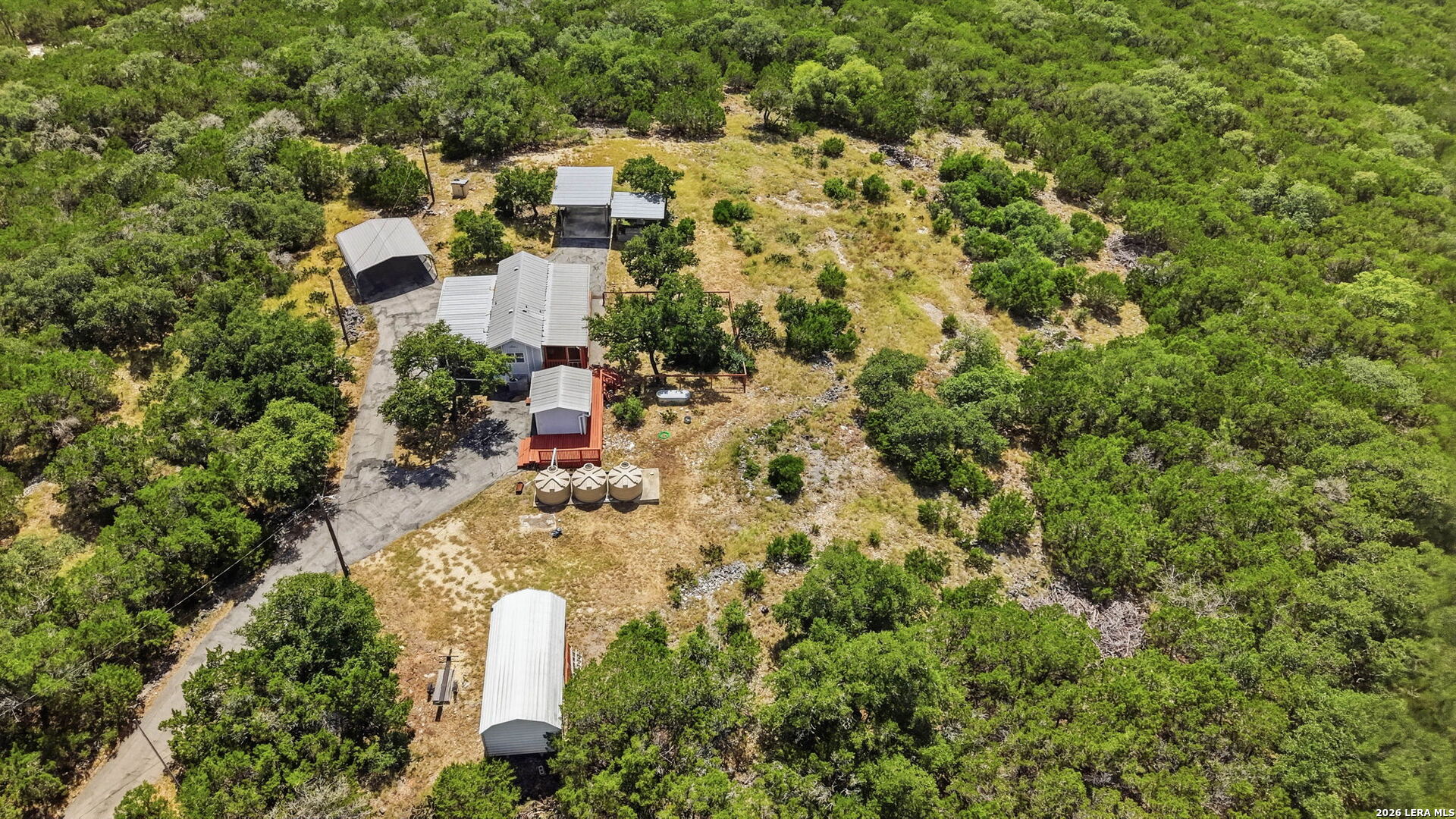 main property photo 35