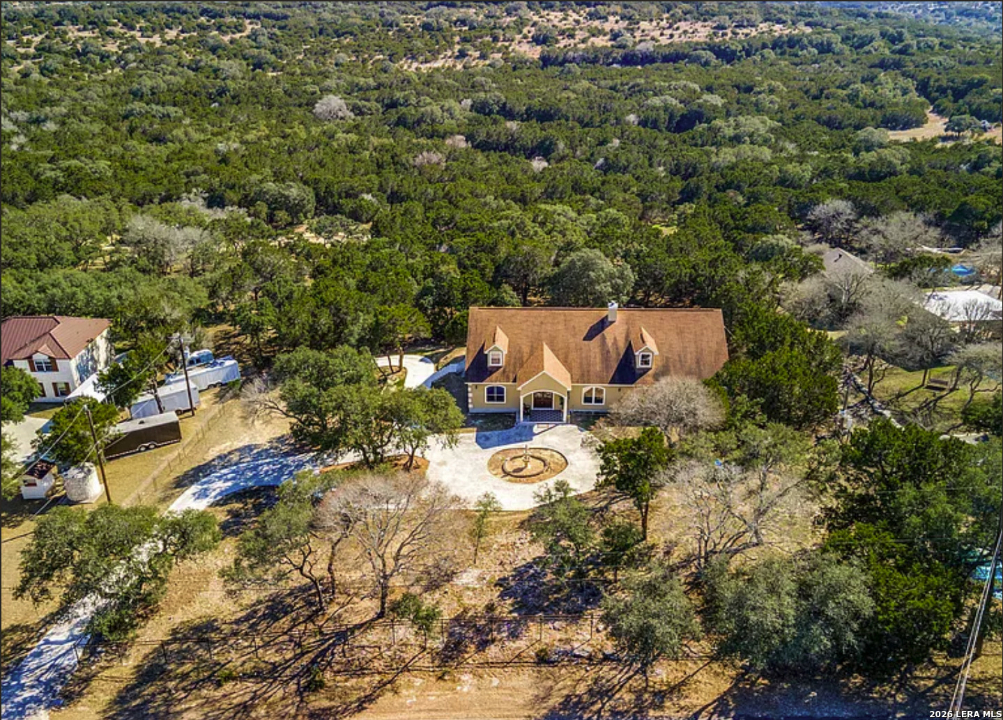 main property photo 41
