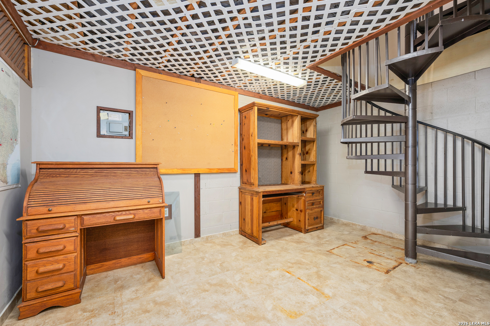 main property photo 49