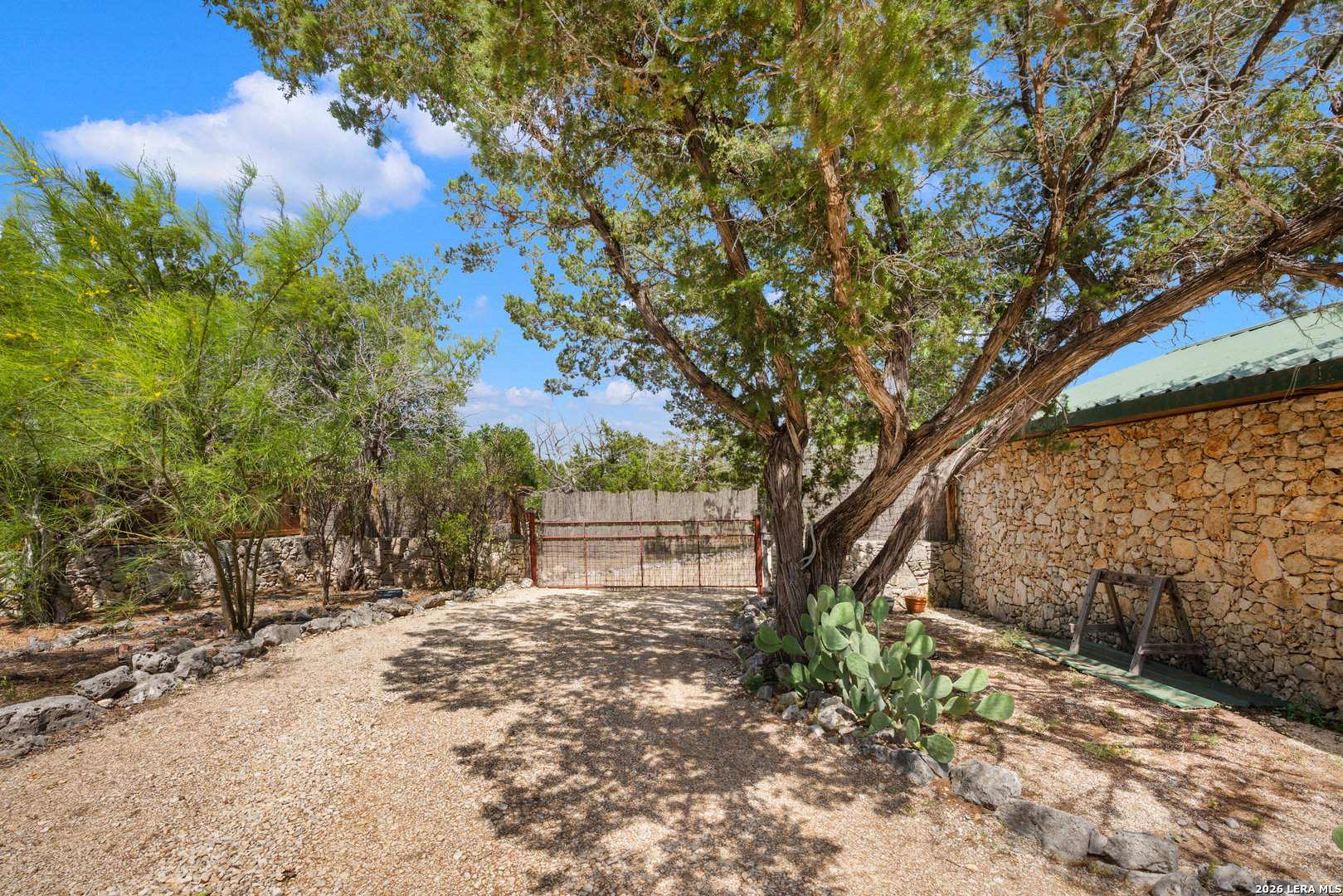 main property photo 67