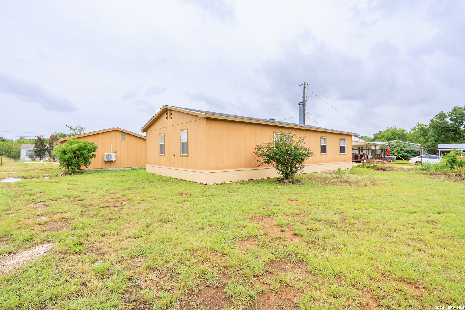 main property photo 33