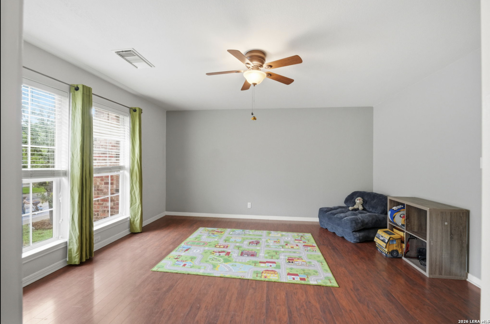 main property photo 25