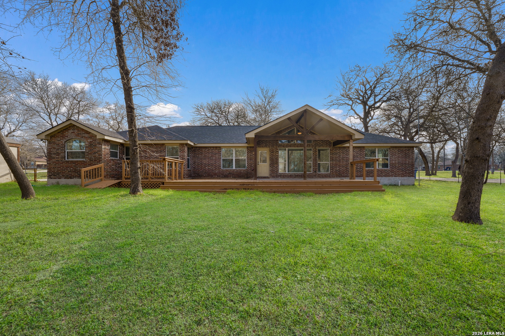 main property photo 37