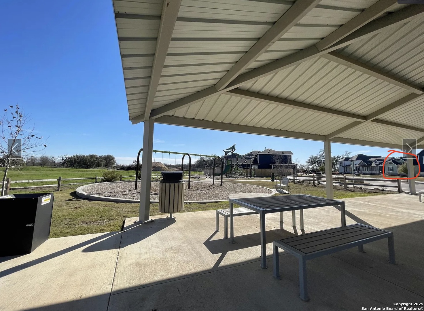 main property photo 7