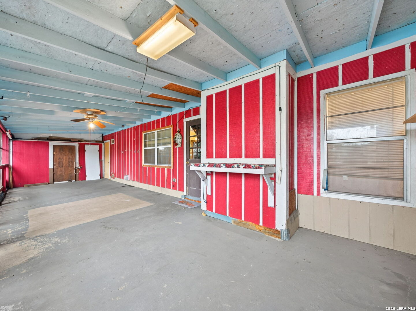 main property photo 27