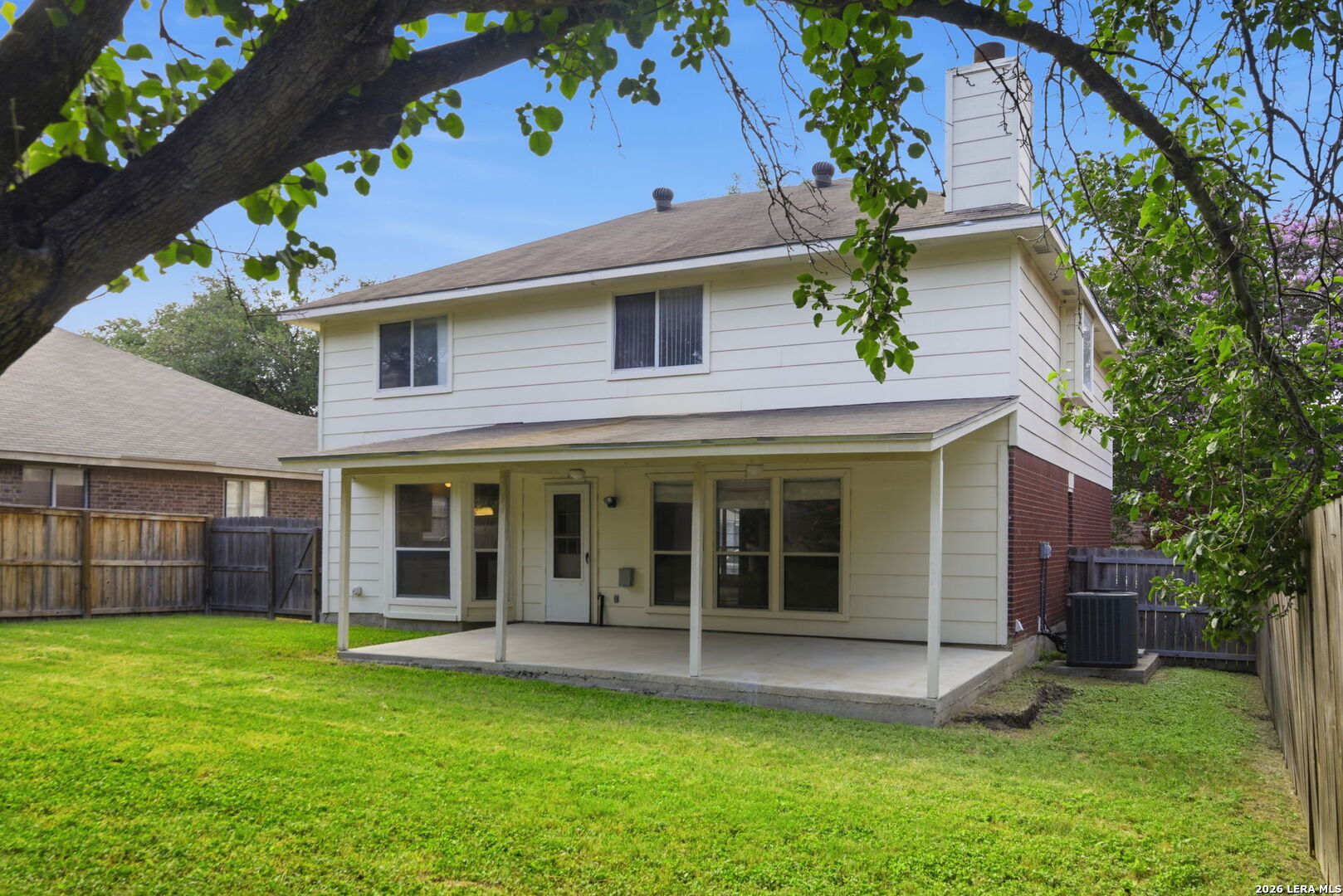 main property photo 29