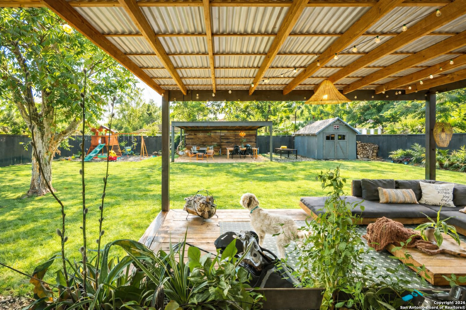 main property photo 15