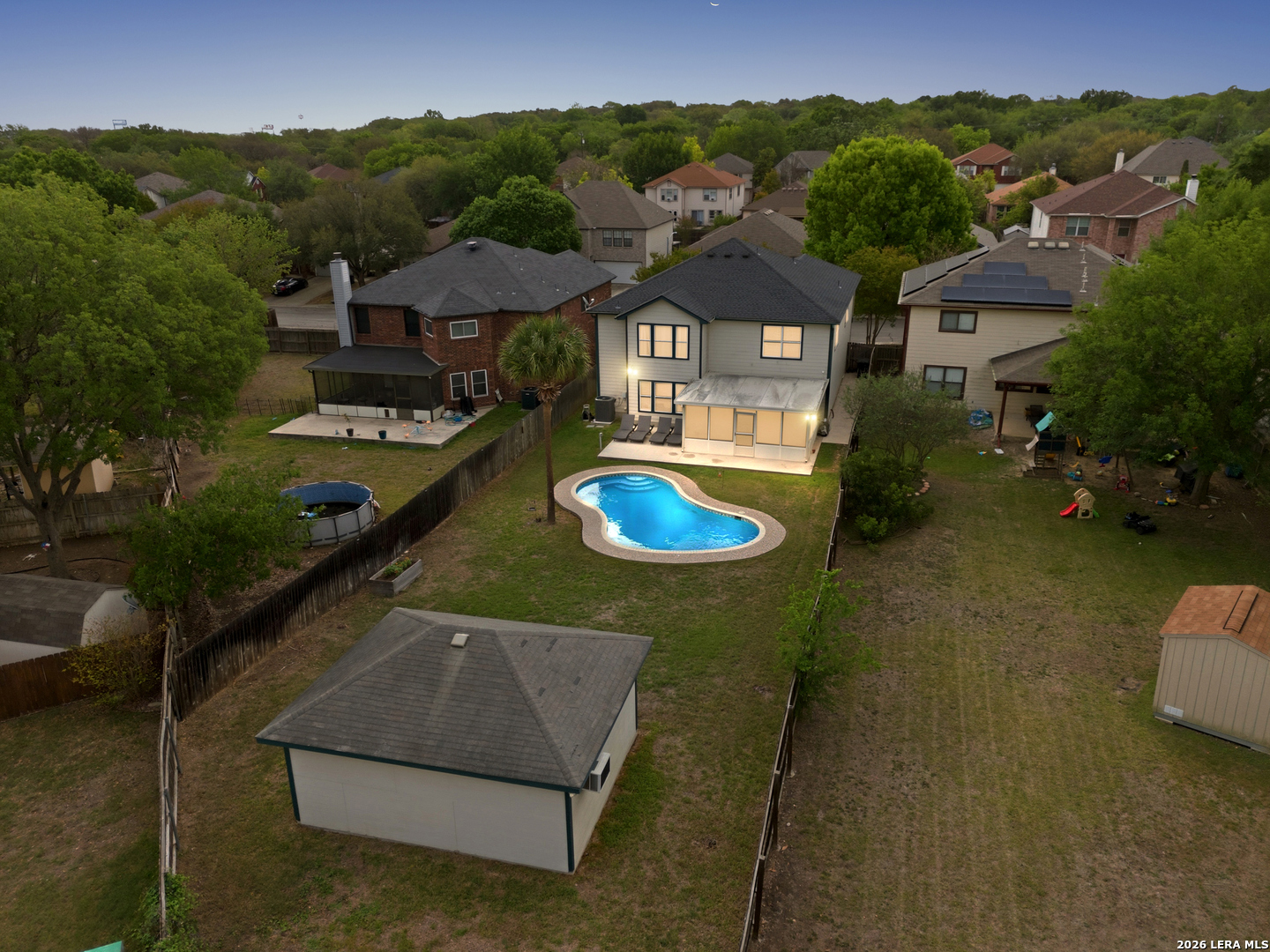 main property photo 26