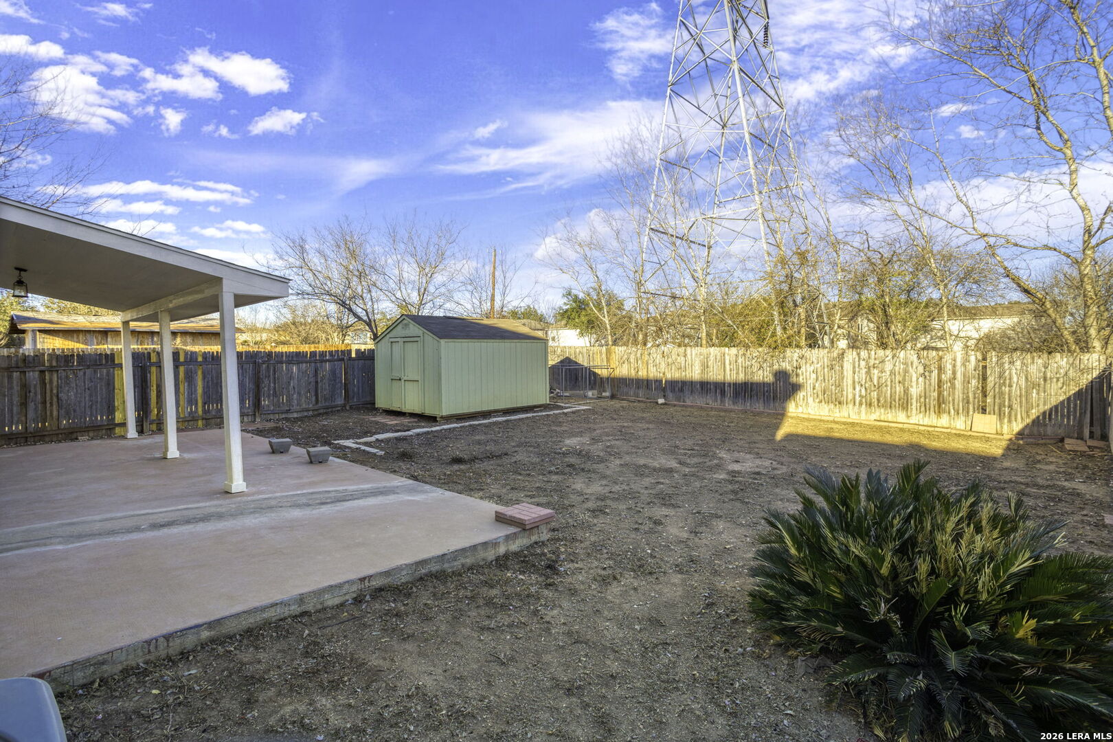 main property photo 27