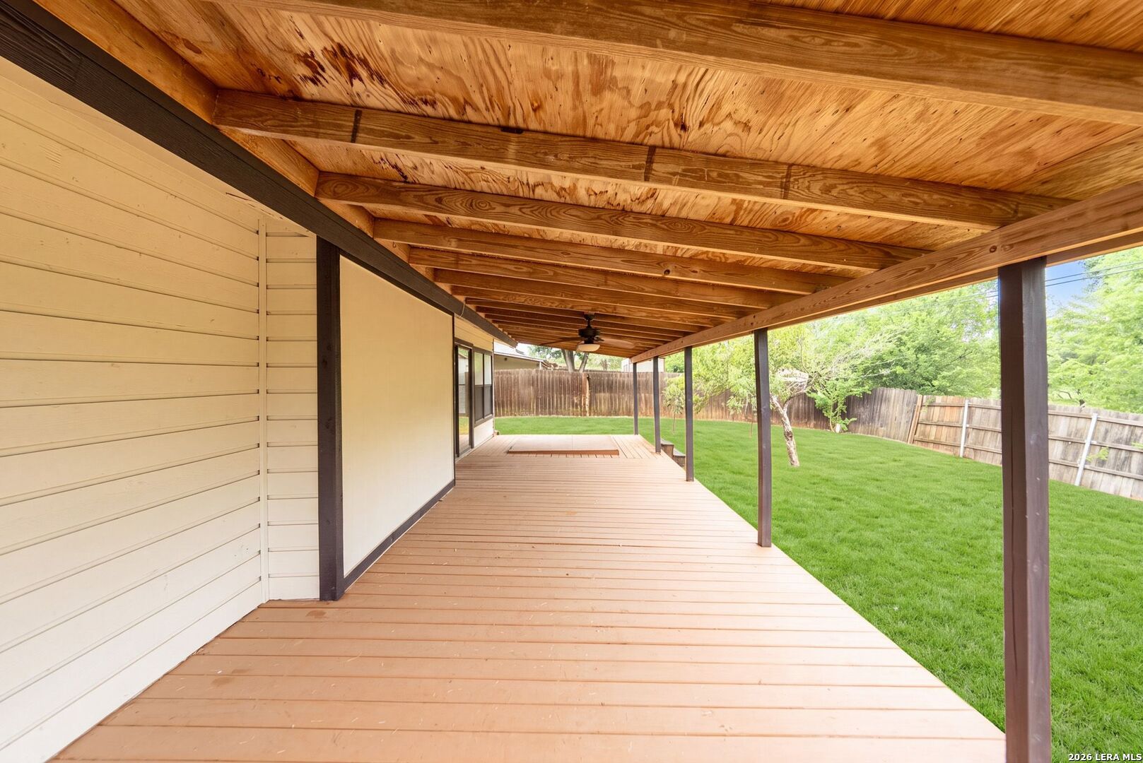 main property photo 41