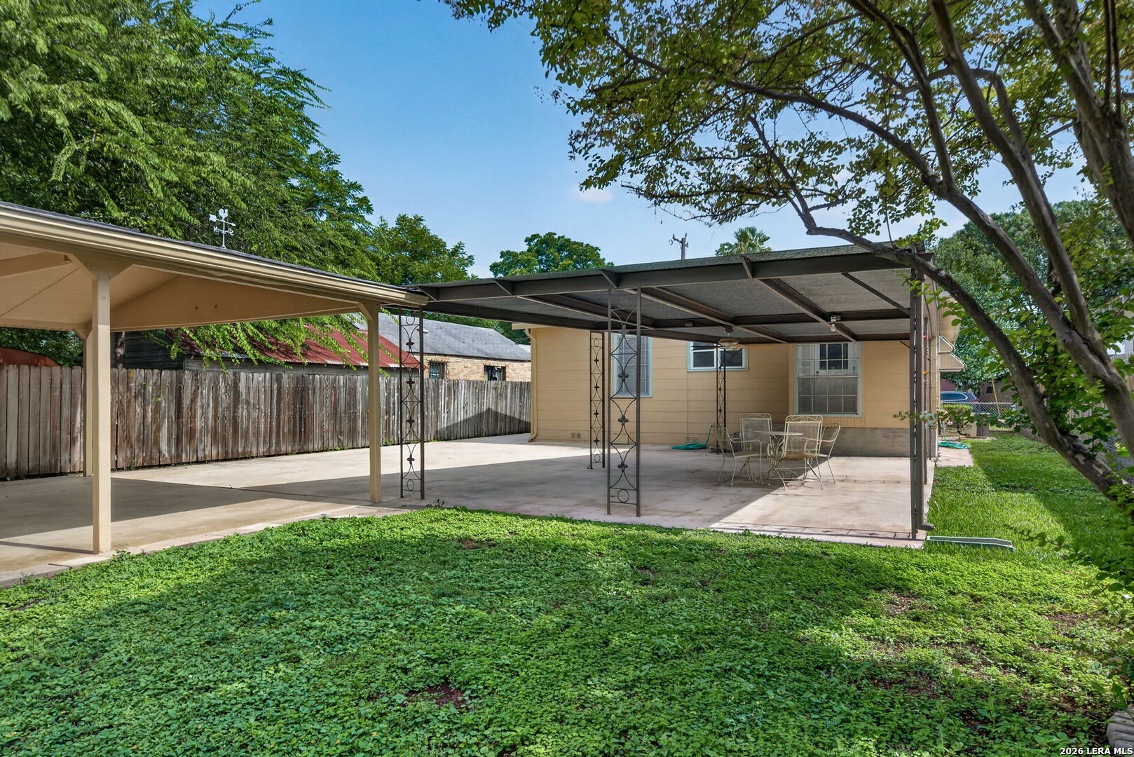 main property photo 27