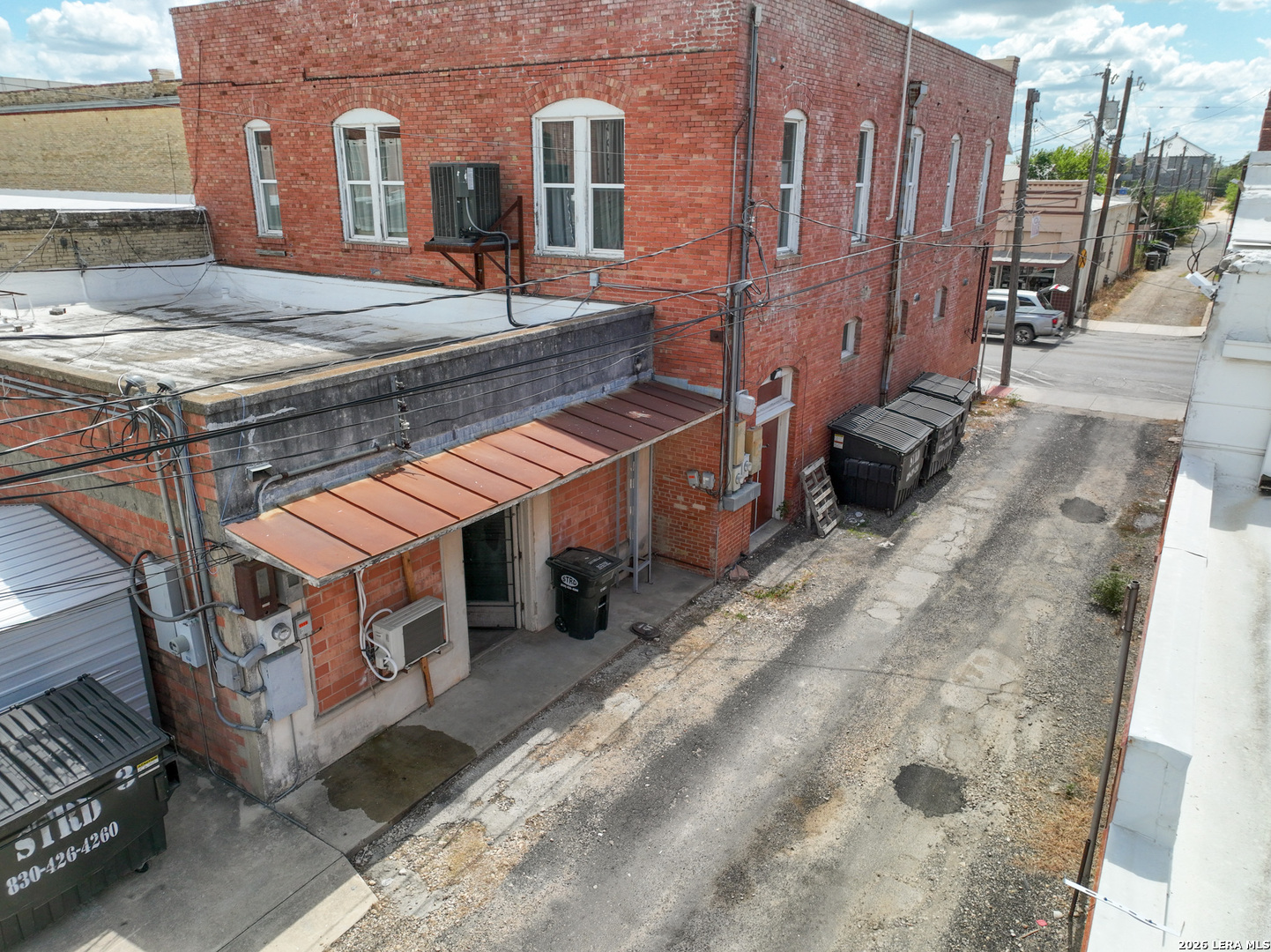 main property photo 22