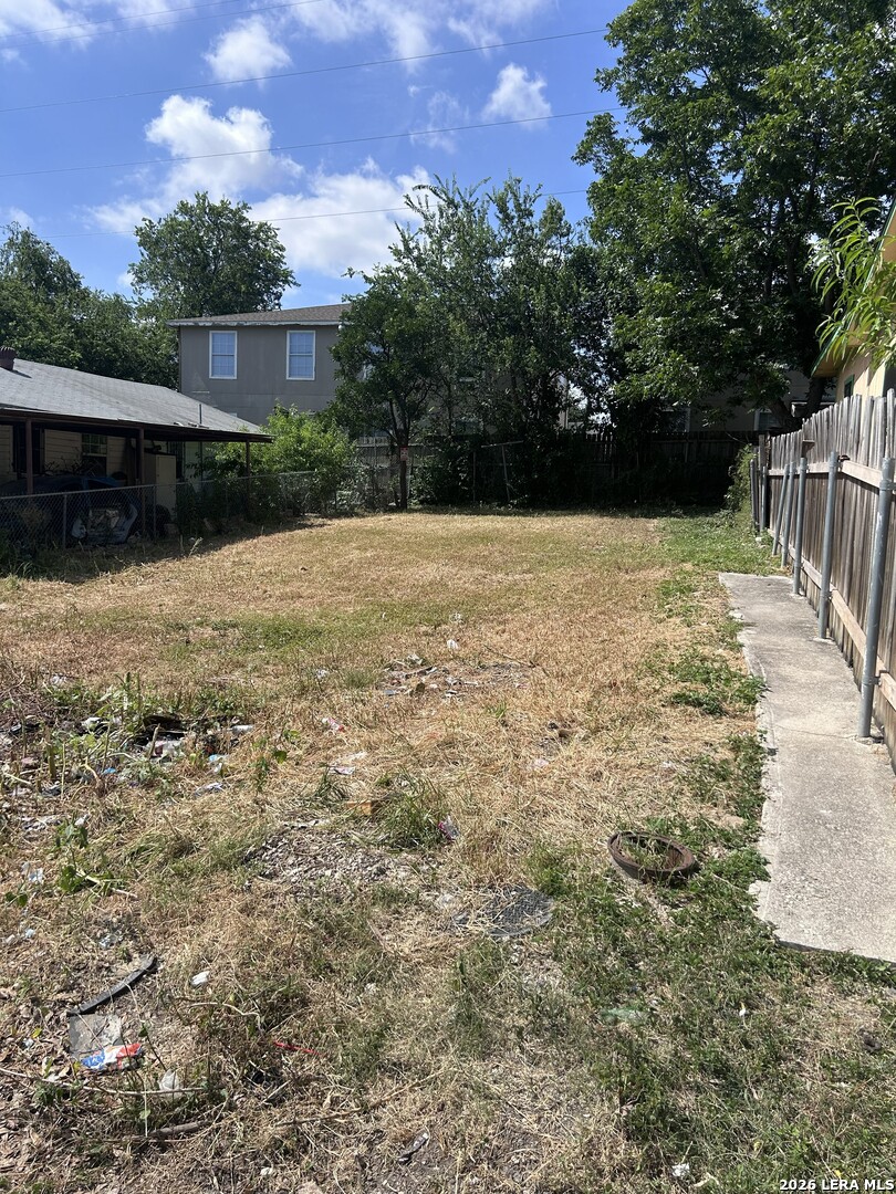 main property photo 3
