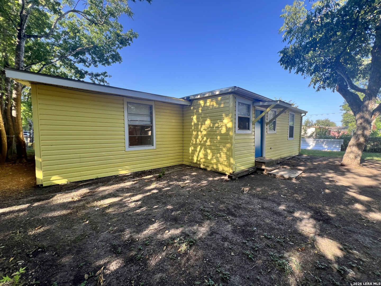 main property photo 19