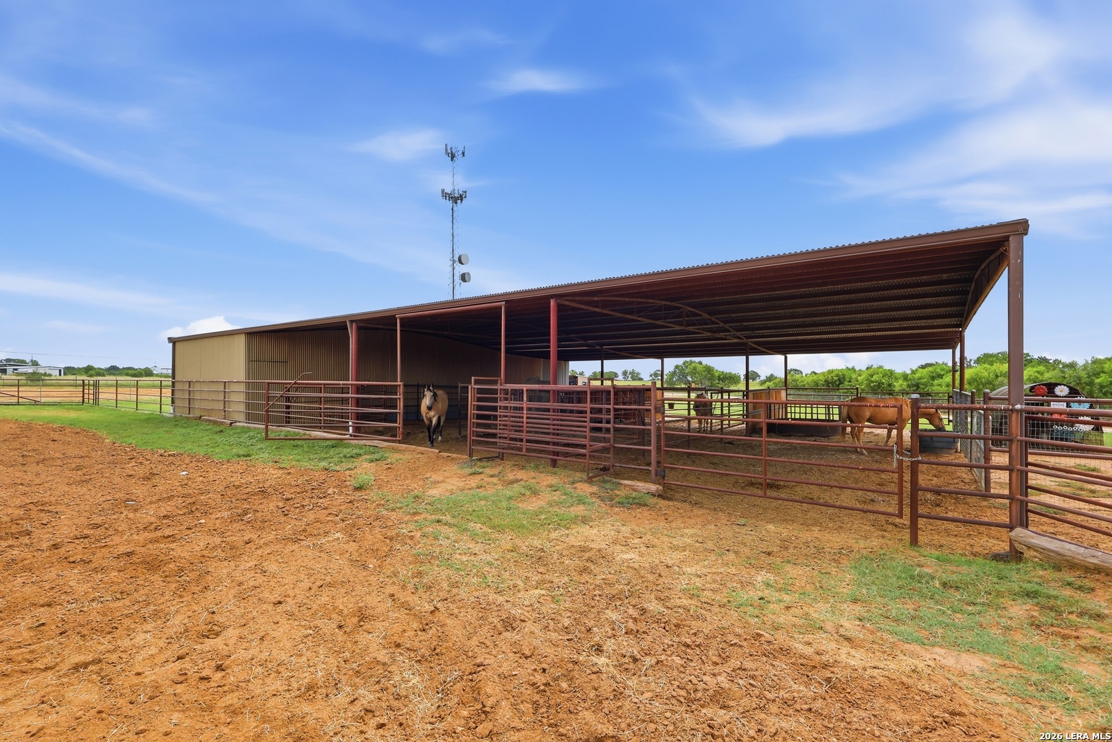 main property photo 10