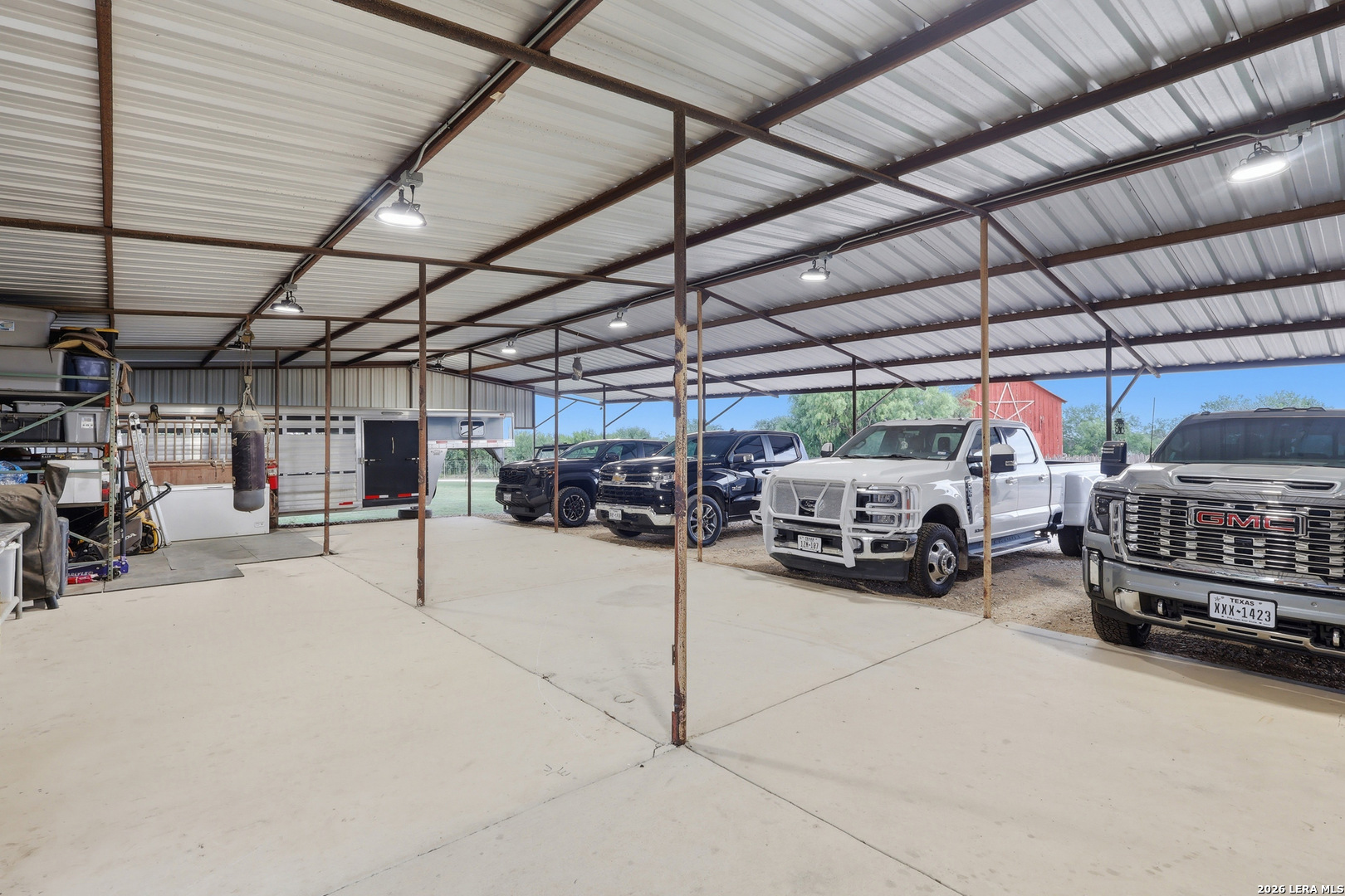 main property photo 44