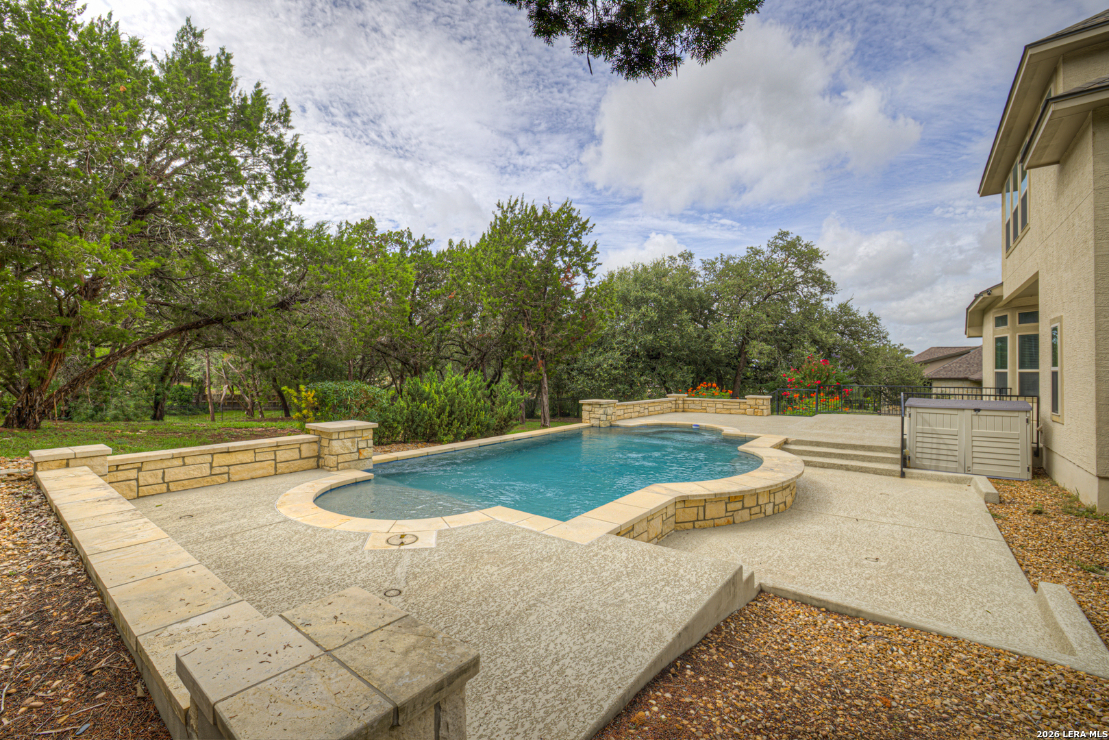 main property photo 54