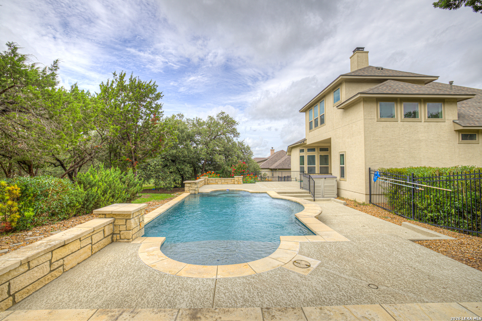main property photo 58