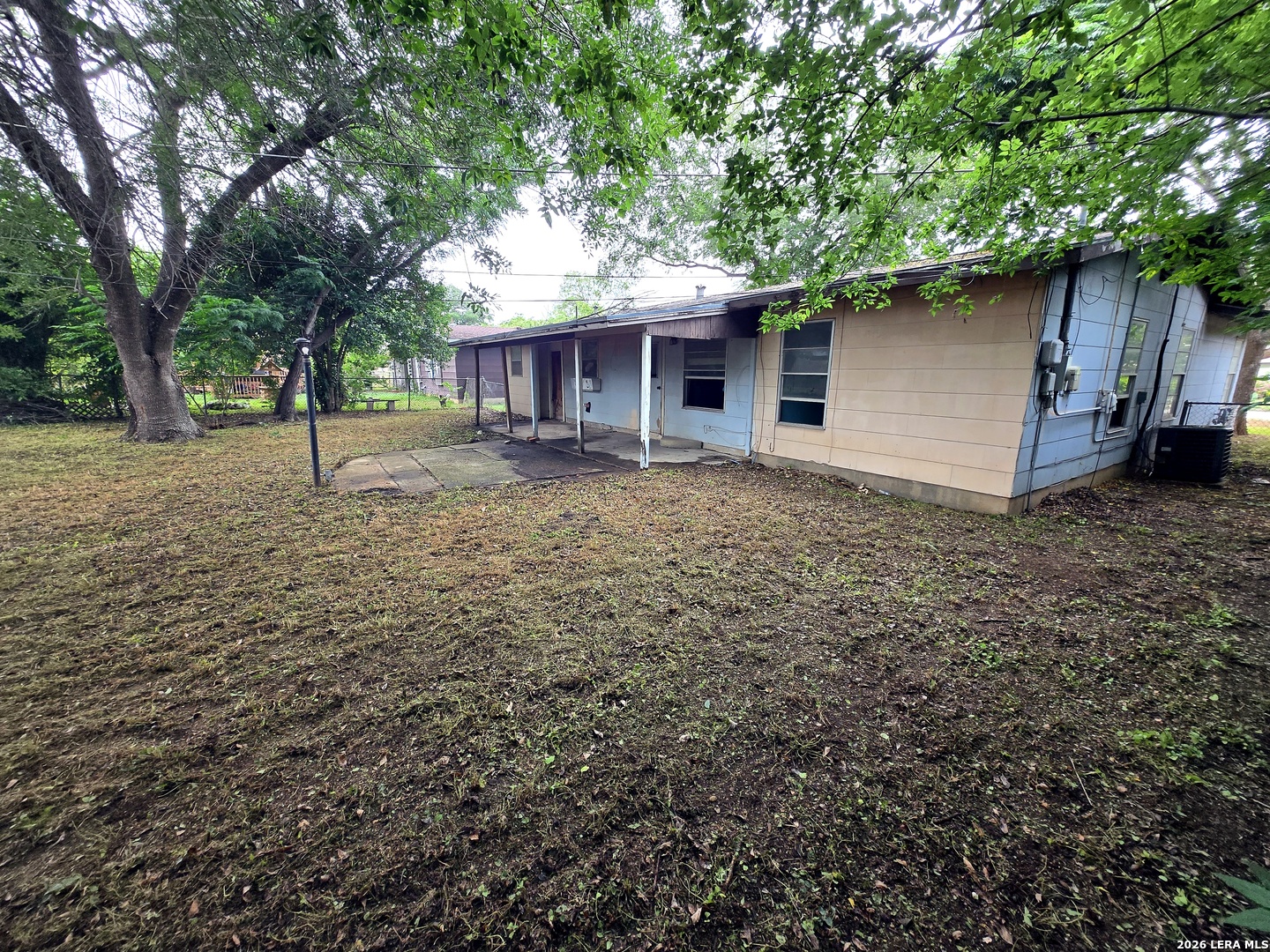 main property photo 22