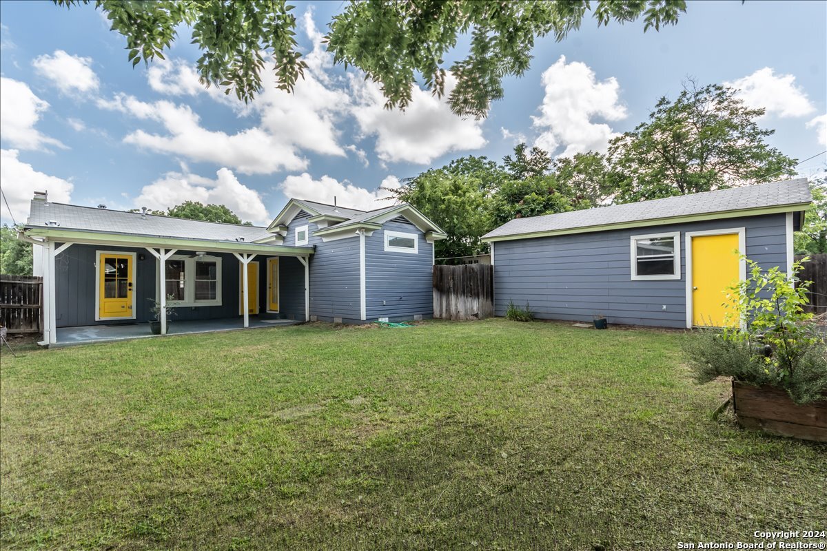 main property photo 15