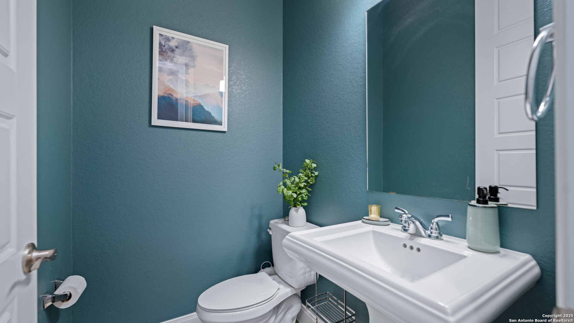 main property photo 23