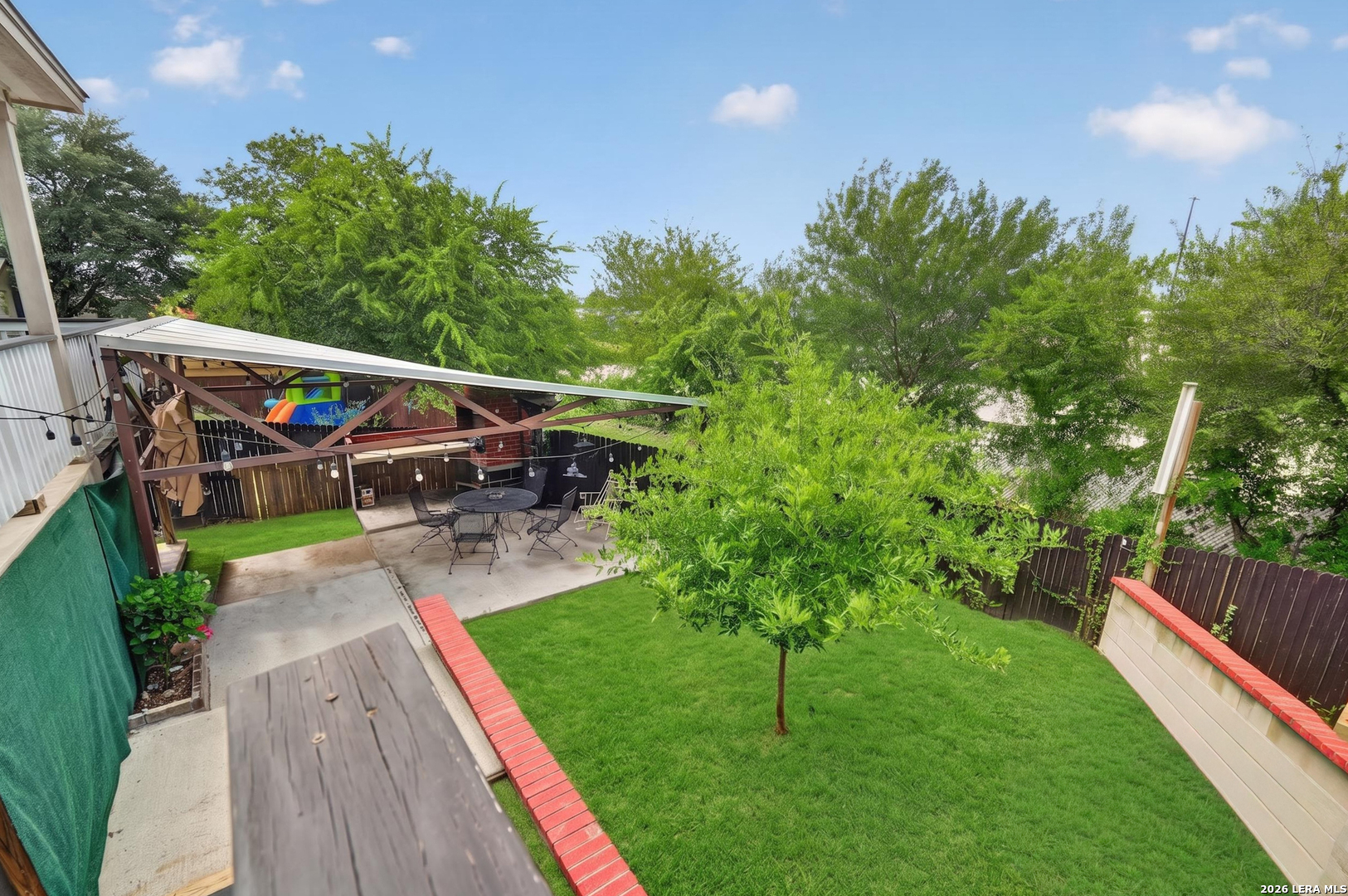 main property photo 6