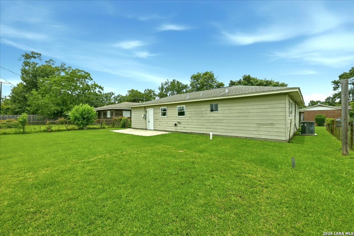 main property photo 22