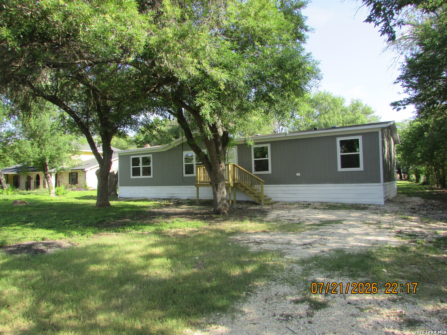 main property photo 3
