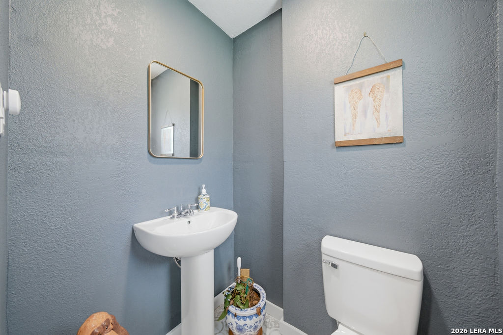 main property photo 18