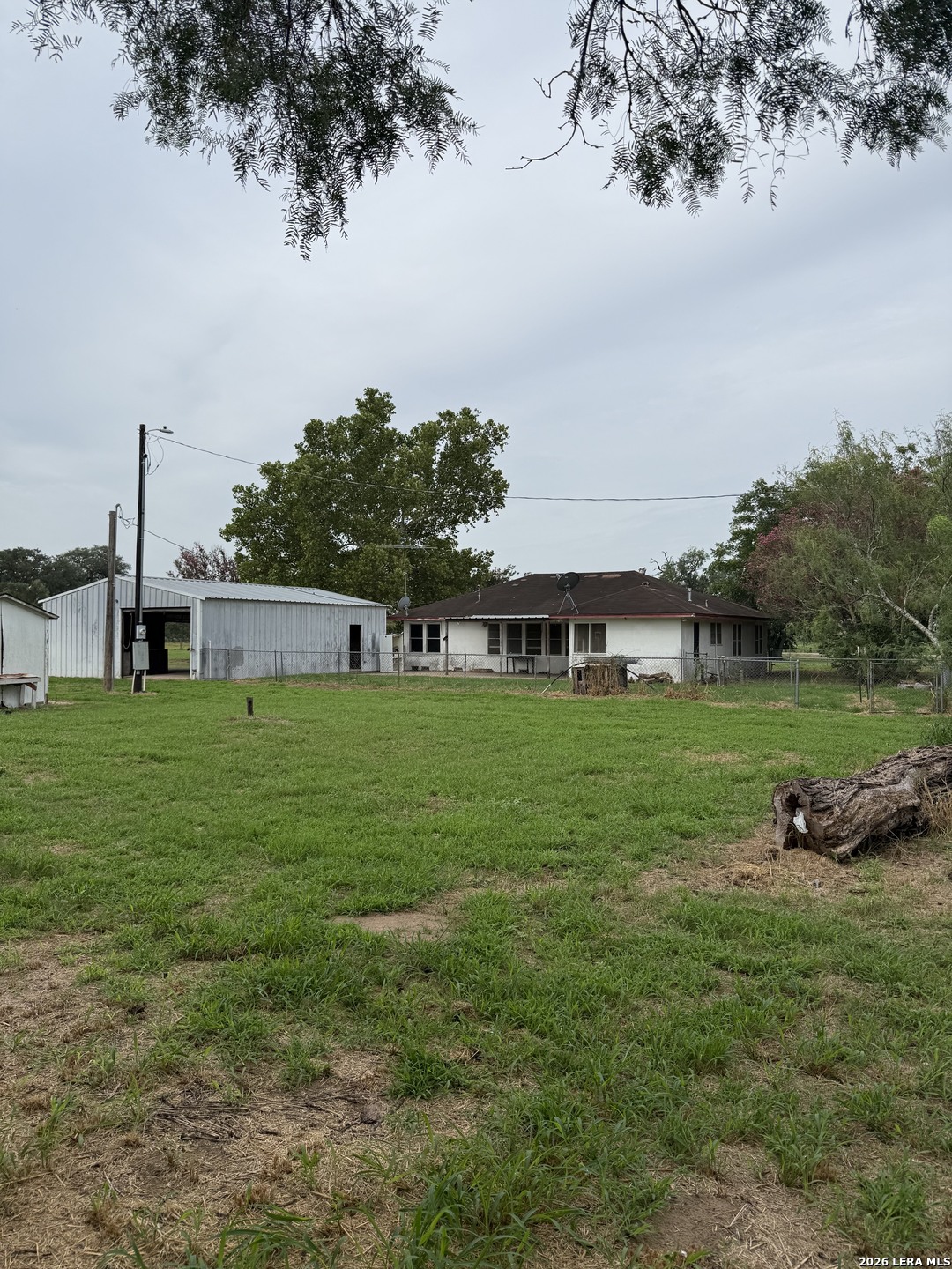 main property photo 21