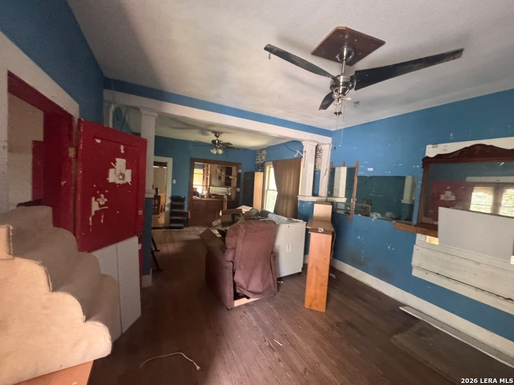 main property photo 6