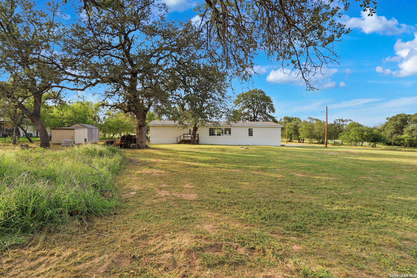 main property photo 31