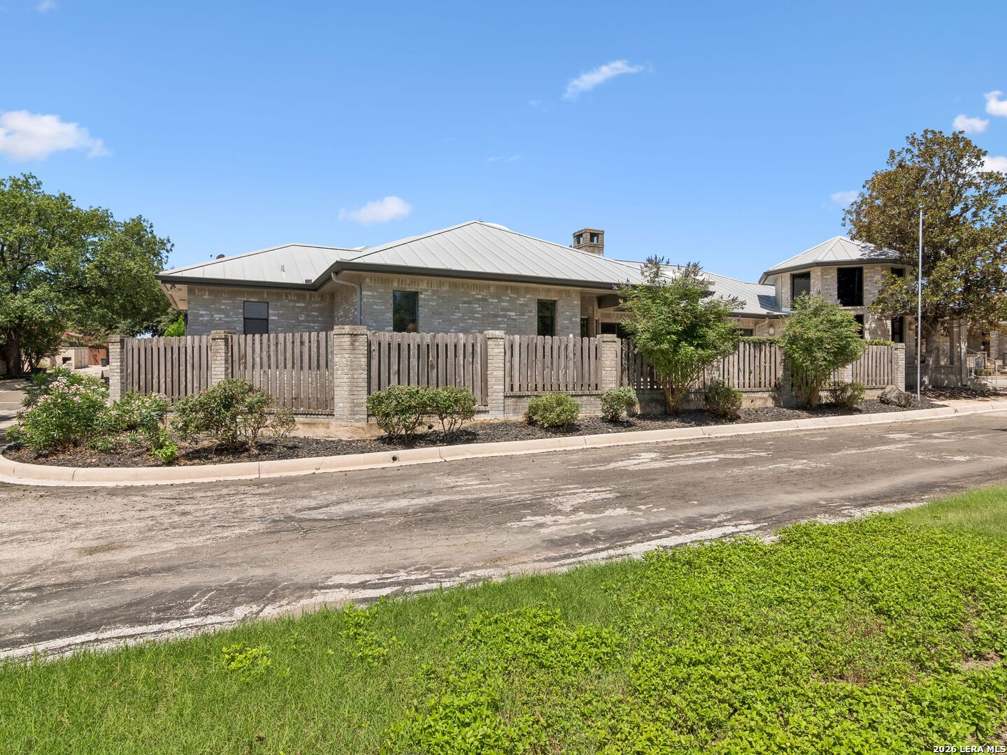 main property photo 43
