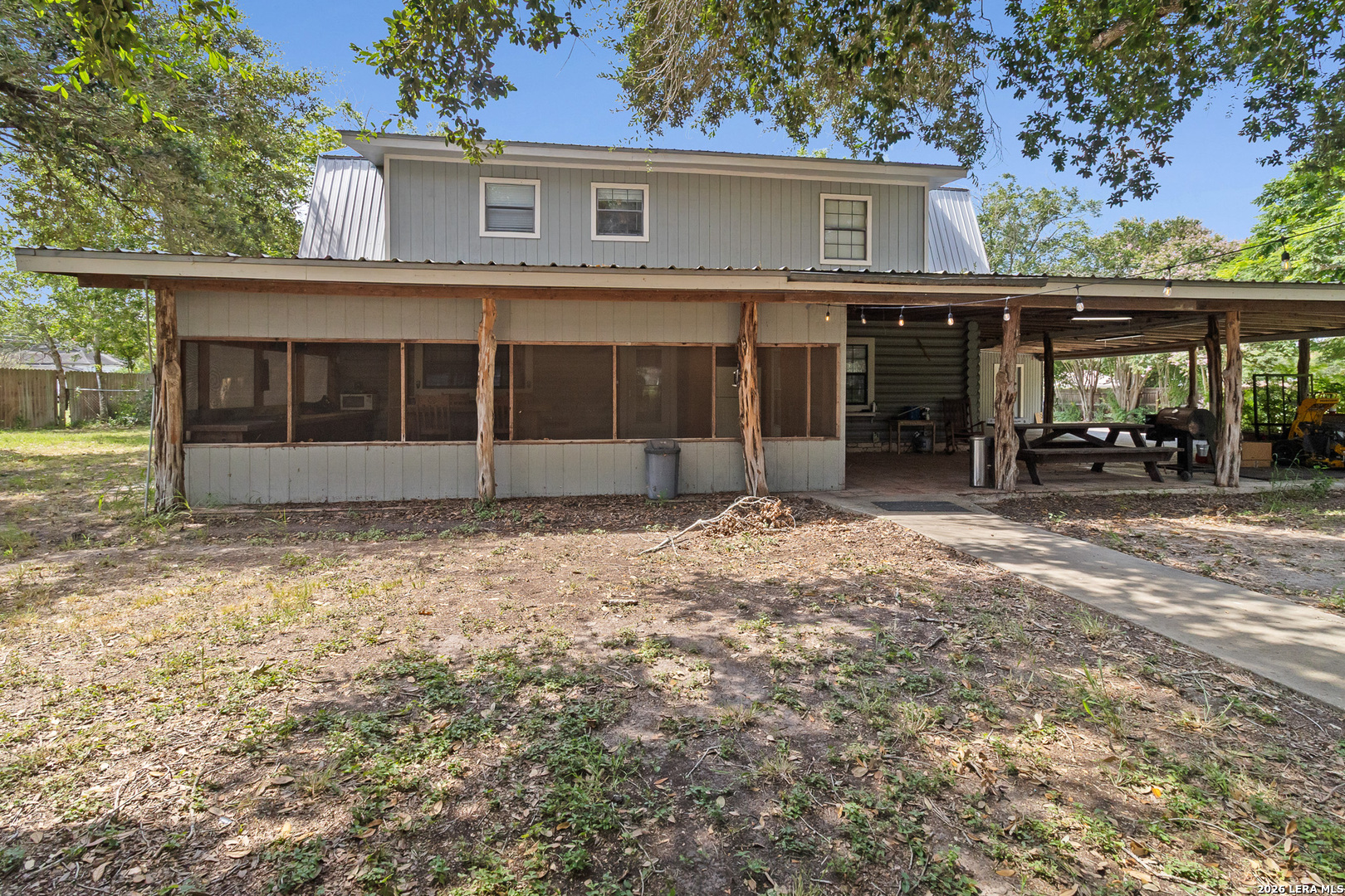main property photo 37