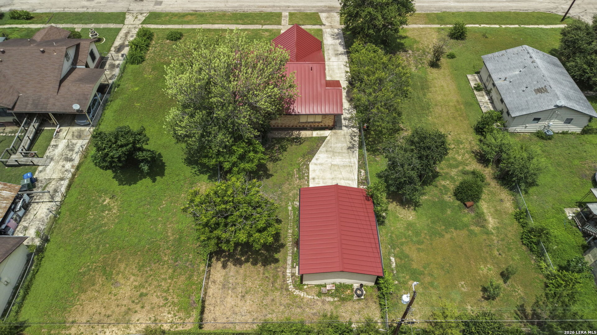 main property photo 23
