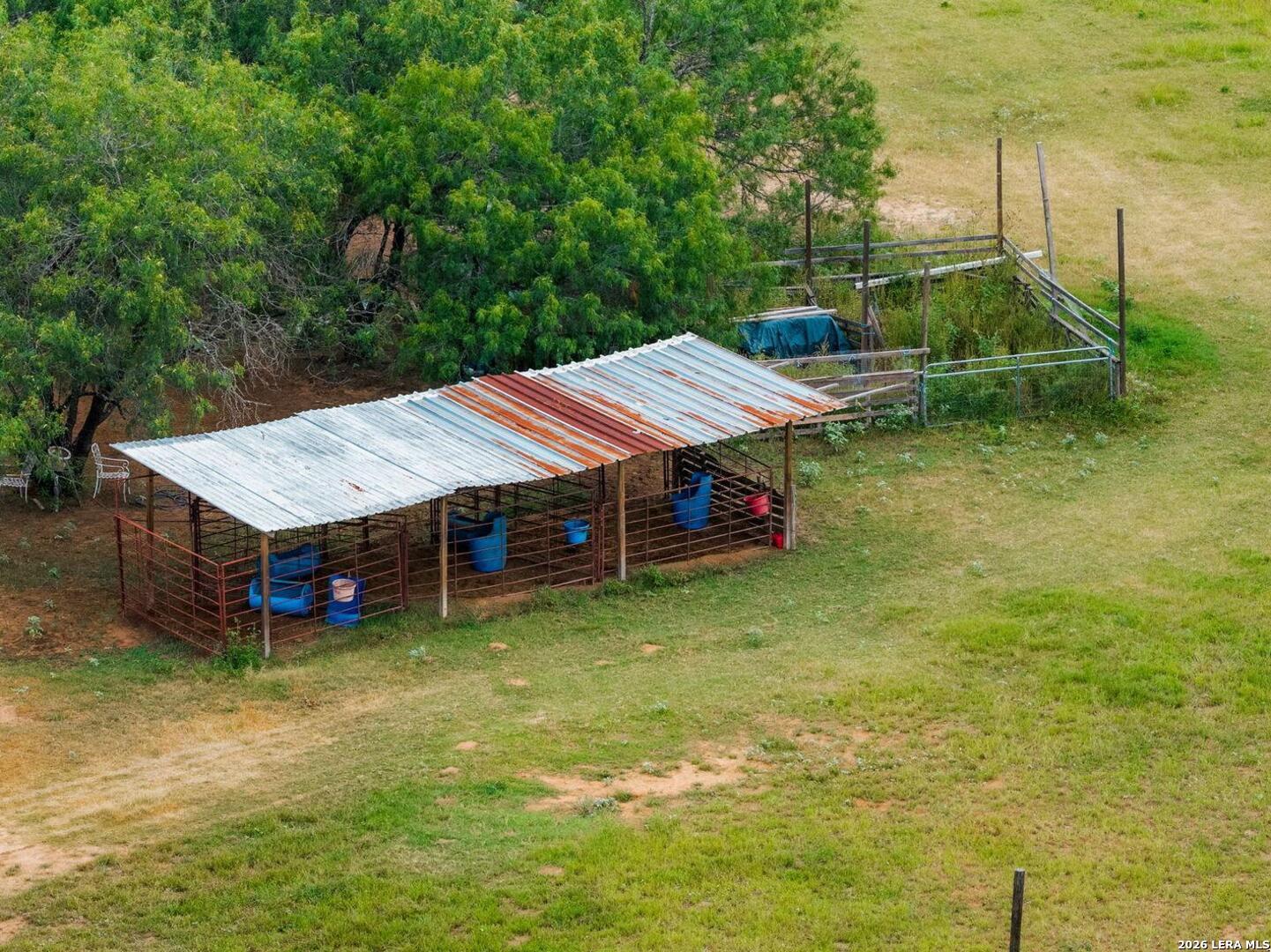 main property photo 39