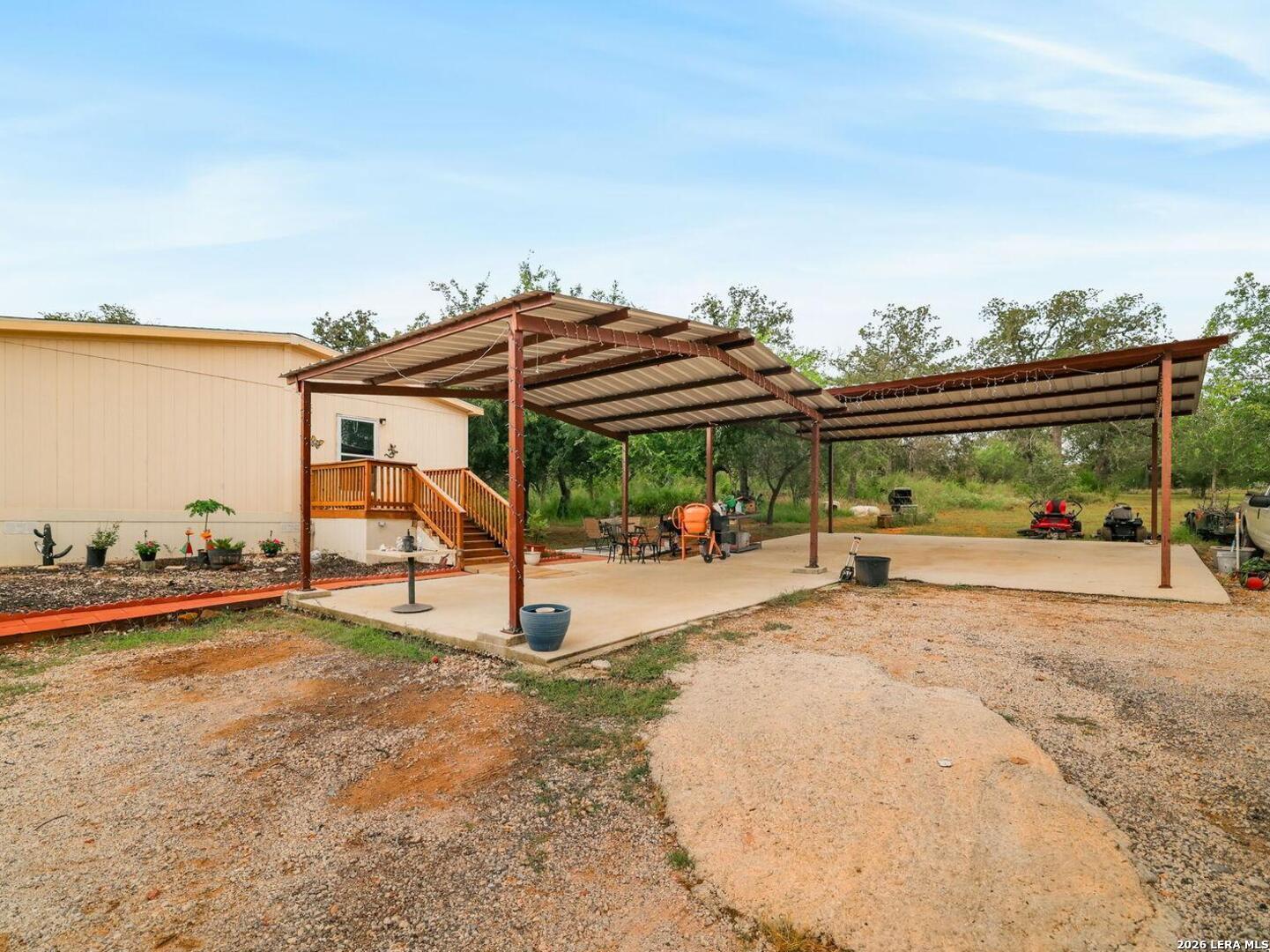 main property photo 4