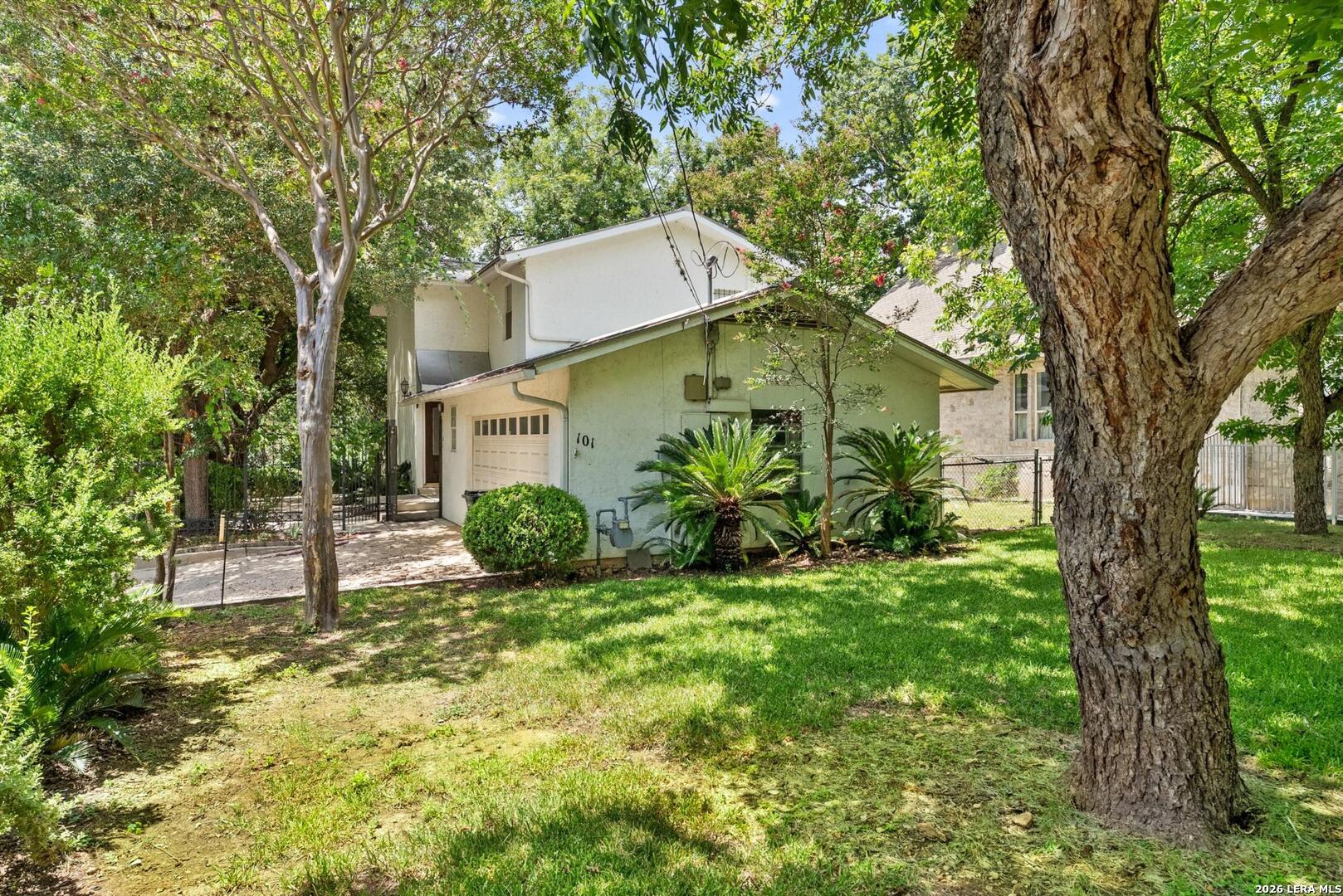main property photo 20