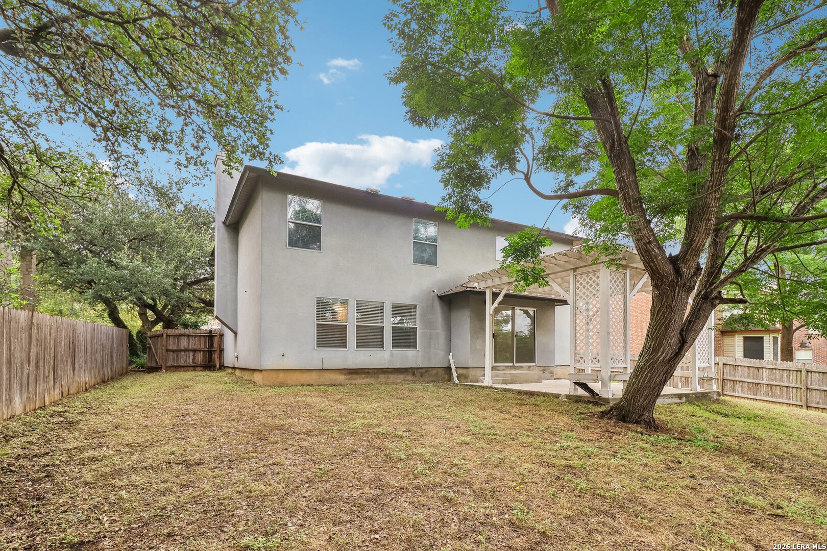 main property photo 37