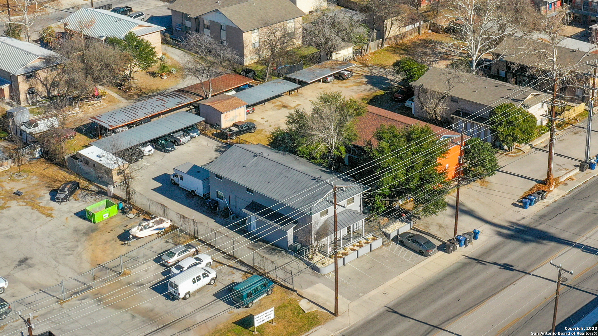 main property photo 26