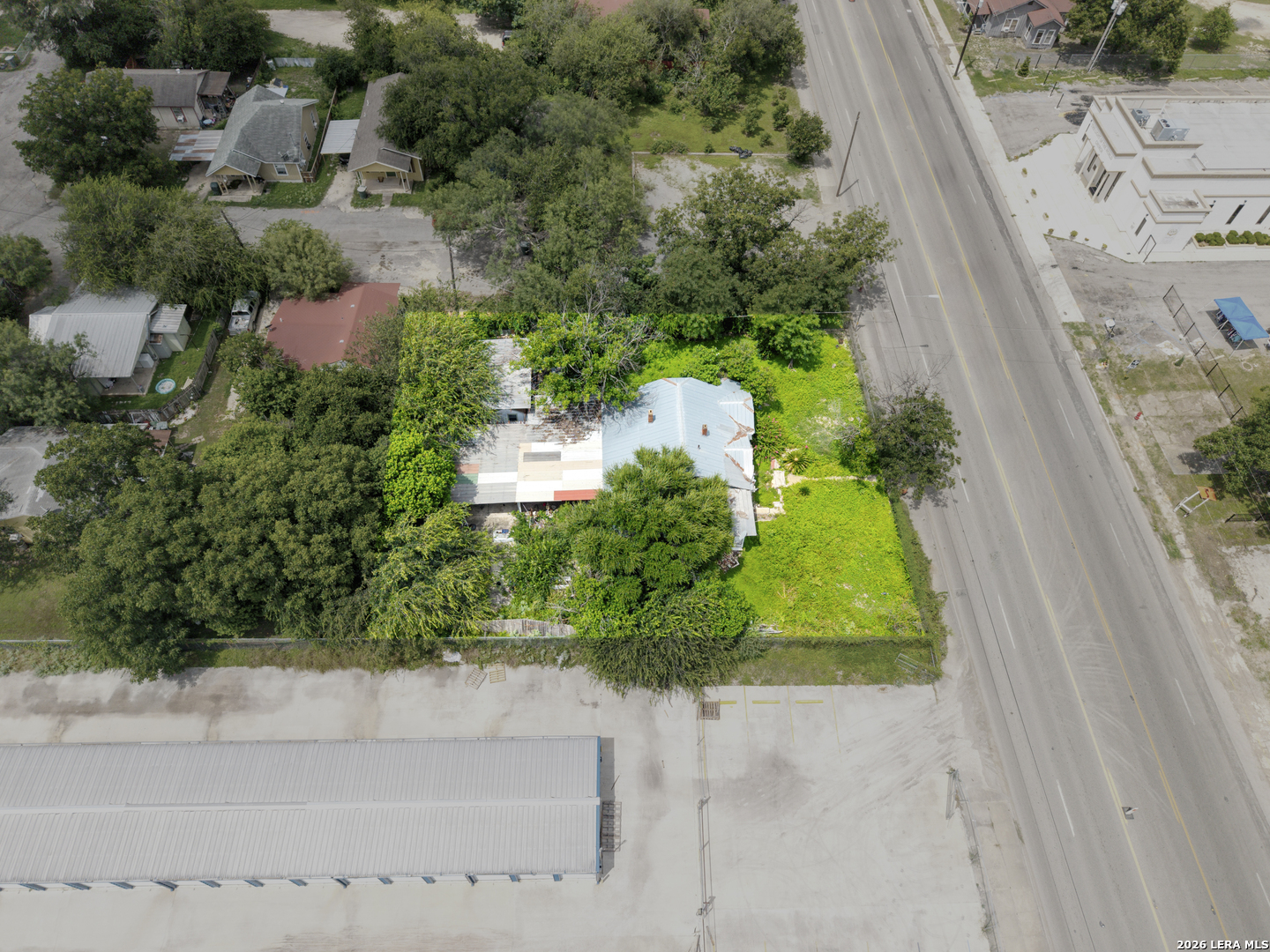 main property photo 3